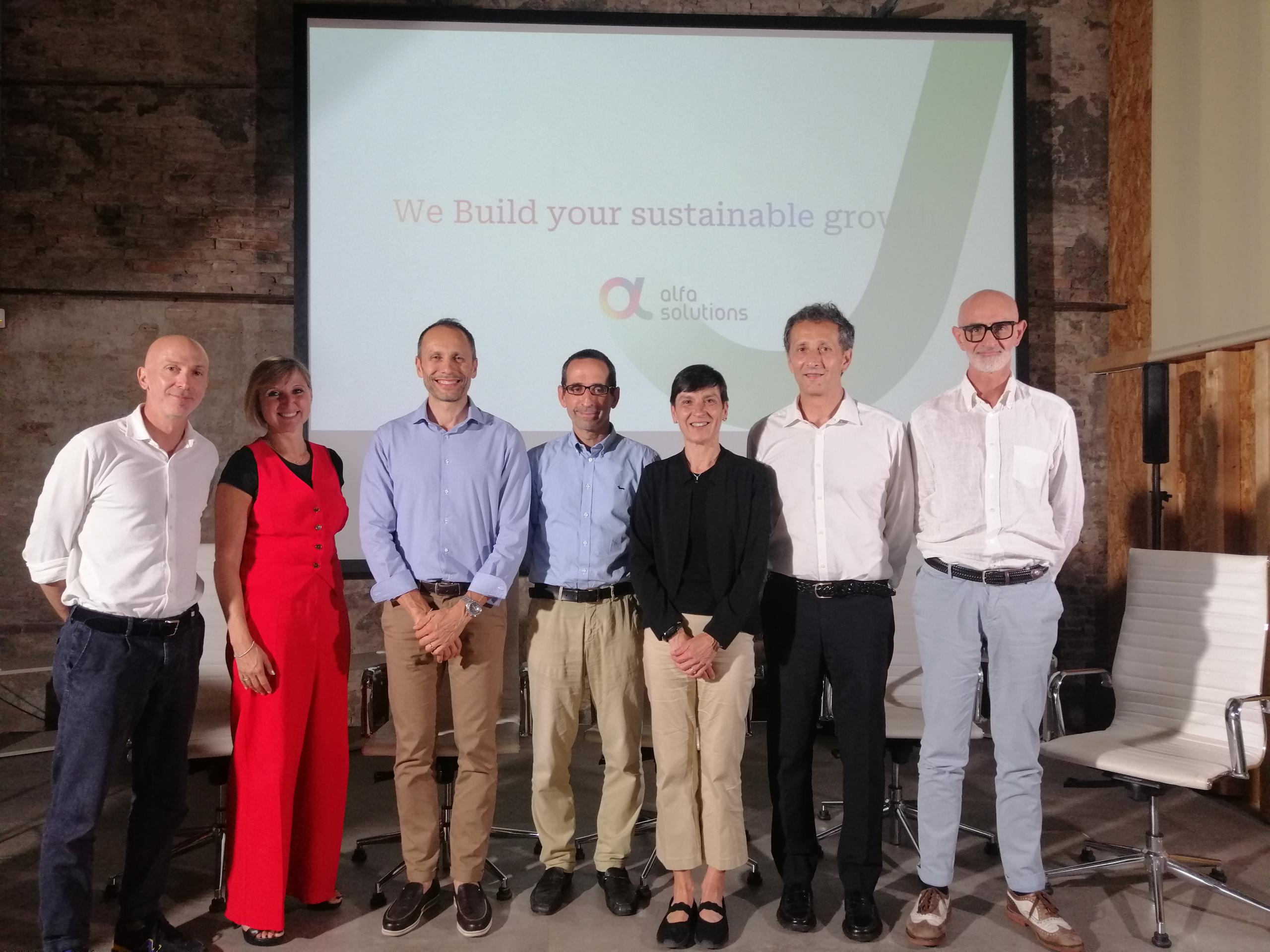 foto dei relatori dell'evento "ESG – Obblighi per grandi Imprese & implicazioni per la catena di fornitura"