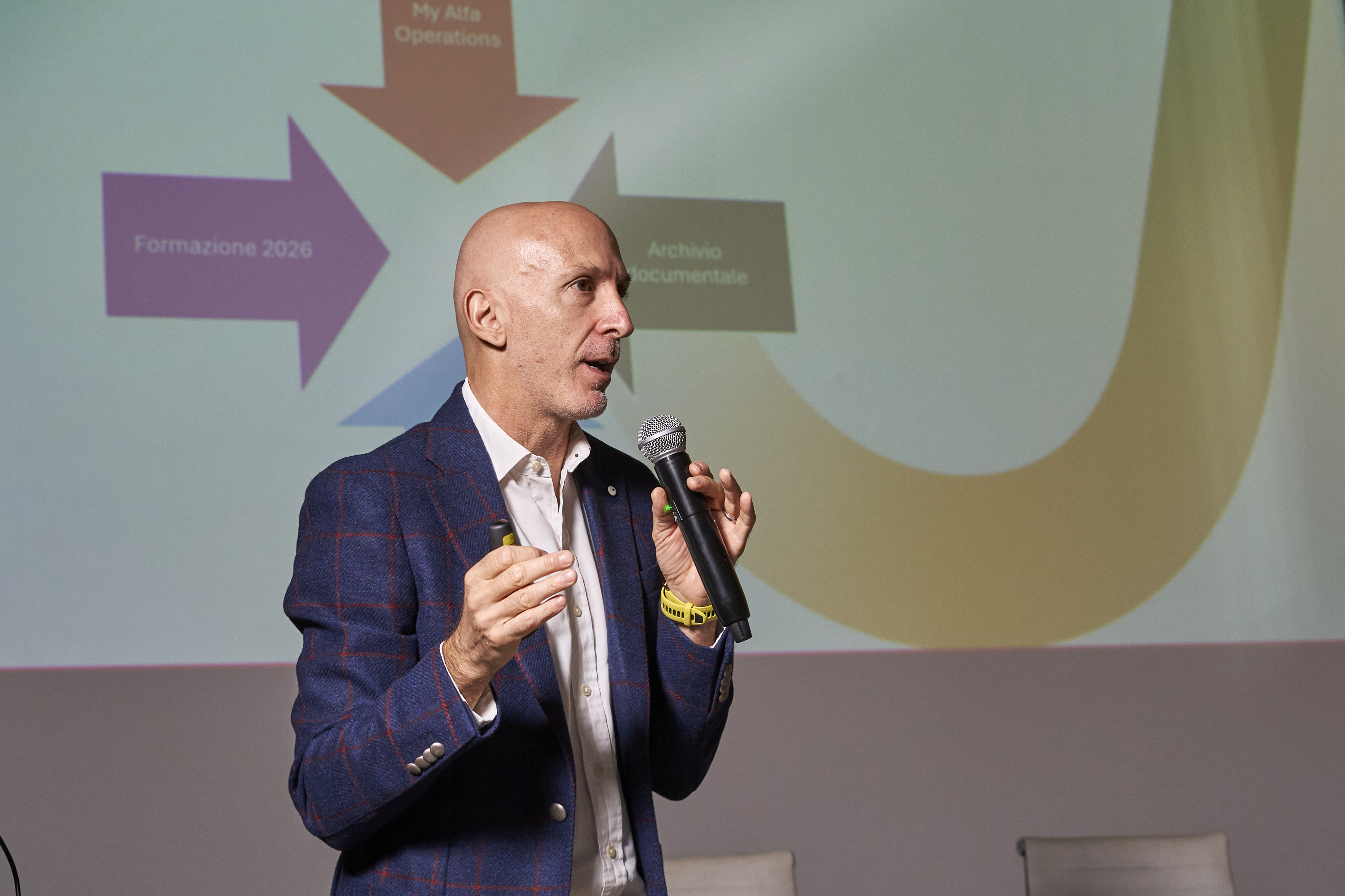 Formazione interna: discriminazione di genere, molestie e violenze sul luogo di lavoro